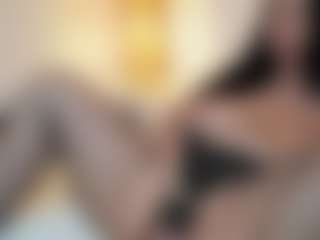 Live cam show with AdelineRosa - Orgasm on TeamSkeetLive