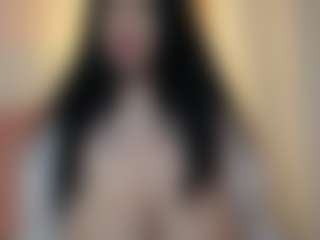 AdelineRosa's Live Sex Cam Show