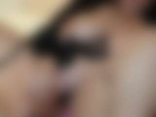 AdelineRosa's Live Sex Cam Show