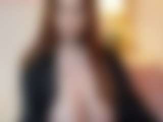 Live cam show with AdelineRosa - Smoking on WildCum