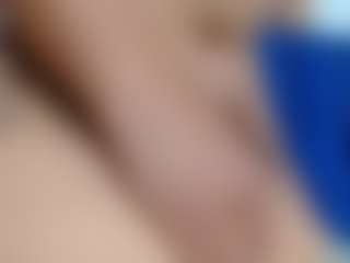 Bombom-brown1's Live Sex Cam Show