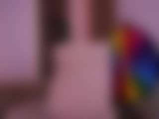 Live cam show with CuteeFoxy - Blue Eyes on Milfs Live