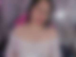 Live cam show with Diva-wish - Petite MILF on hornycams.live