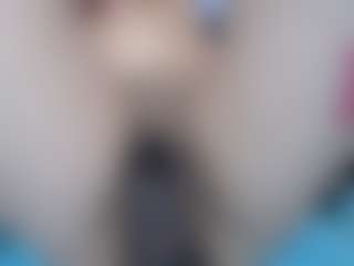 Live cam show with lunatamara - Colombia on SmokeAndPoke