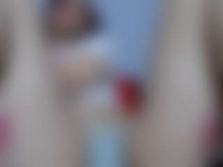 Live cam show with lunatamara - Double Penetration on Camsoda
