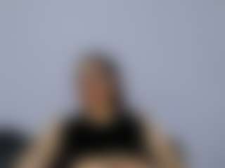 Live cam show with lunatamara - Middle Aged on dropp.cam