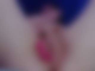 Live cam show with valeri-sotoo - Bikini on Free Soda