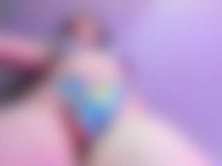 Live cam show with valeri-sotoo - Toys on eurowanks.com
