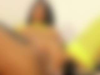 Live cam show with XimenaParker - Ebony Squirt on Camiplay Live