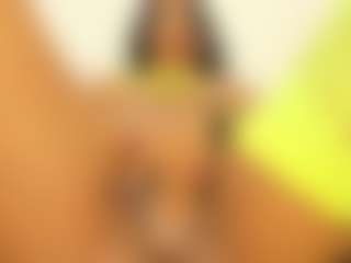Live cam show with XimenaParker - BBW Shaved Pussy on Gym Cam Girls