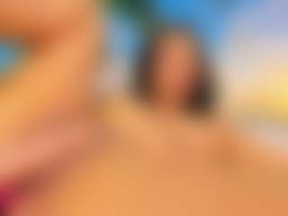 Live cam show with XimenaParker - Ebony Shaved Pussy on Uber Horny