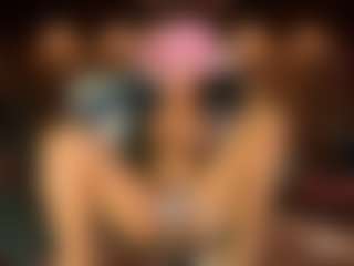 Live cam show with XimenaParker - Pornstar Shaved Pussy on SquirtSoMuch