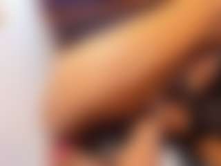 Live cam show with XimenaParker - Tease Ebony on Dare Cams | colombia