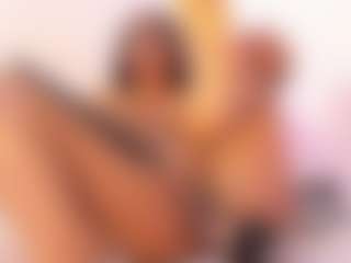 Live cam show with XimenaParker - Shaved Pussy Curvy on Camsoda
