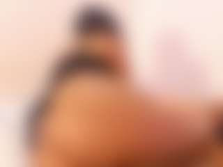 Live cam show with XimenaParker - Black BBW on studioflirtlive.com