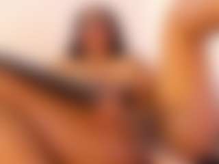 Live cam show with XimenaParker - Ebony Squirt on SquirtSoMuch