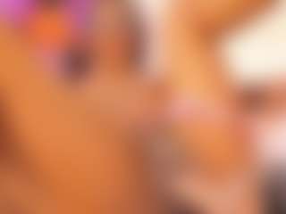 Live cam show with XimenaParker - Black Shaved Pussy on Soda Cam