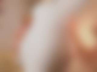 Live cam show with Xonalenei - Teasing on Camsoda