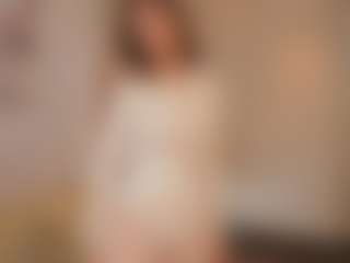 Live cam show with Xonalenei - Glasses on sexylive.show