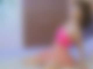 Live cam show with Xonalenei - Tongue on livesuperchat.net