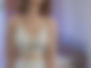 Live cam show with Xonalenei - Teasing on Camsoda