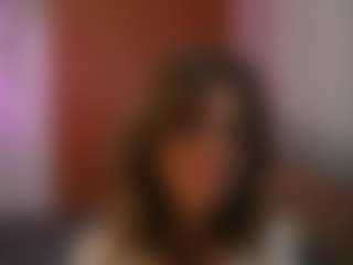 Live cam show with Xonalenei - Kisses on Camsoda