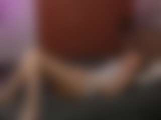 Live-camshow met Xonalenei - Virgin op Camsoda