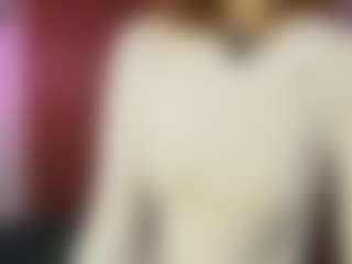 Live cam show with Xonalenei - Kisses on Camsoda