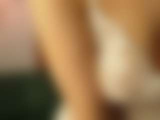 Live cam show with Xonalenei - Green Eyes on Camsoda