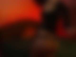 Live cam show with Xonalenei - Teasing on StripNow