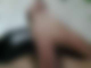alejandromagnover's Live Sex Cam Show