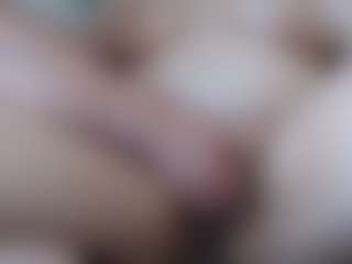Live cam show with BertieAdeline - Nature on AdultVida.com