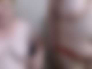 Live cam show with BertieAdeline - Shaved Pussy on SquirtSoMuch