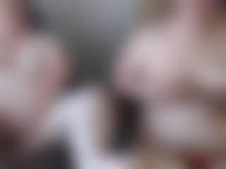 Live cam show with BertieAdeline - Brown Hair MILF on Cam Slut