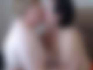 BertieAdeline's Live Sex Cam Show