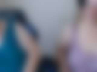 Live cam show with BertieAdeline - Foot Fetish on Camiplay Live
