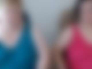 Live cam show with BertieAdeline - Blonde Hair on TeamSkeetLive