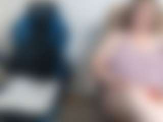 Live cam show with BertieAdeline - Lush on Milfs Live