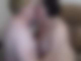 Live cam show with BertieAdeline - Flirt MILF on Camsoda