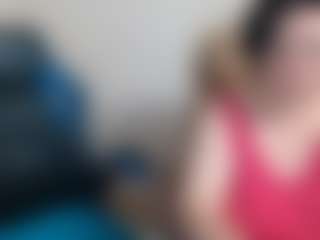 Live cam show with BertieAdeline - Fingering MILF on Camsoda