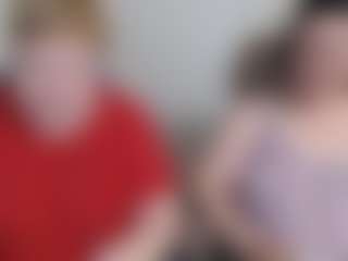 Live cam show with BertieAdeline - Shaved Pussy on Camsoda