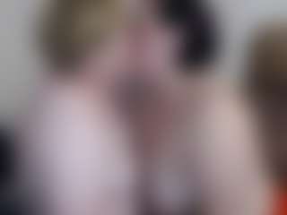 BertieAdeline's Live Sex Cam Show