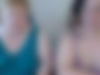 Live cam show with BertieAdeline - Eating Pussy on Camsoda