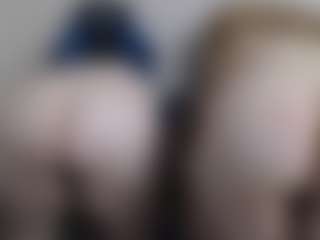 Live cam show with BertieAdeline - Cum on makecum.org
