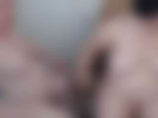 Live cam show with BertieAdeline - Flashing on CamClone