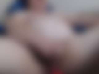 Live cam show with BertieAdeline - No Drinking on Camsoda