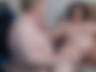 BertieAdeline's Live Sex Cam Show