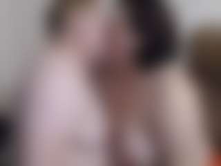 BertieAdeline's Live Sex Cam Show