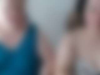 Live cam show with BertieAdeline - Eating Pussy on Camsoda