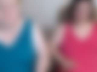 Live cam show with BertieAdeline - Shaved Pussy on Camiplay Live